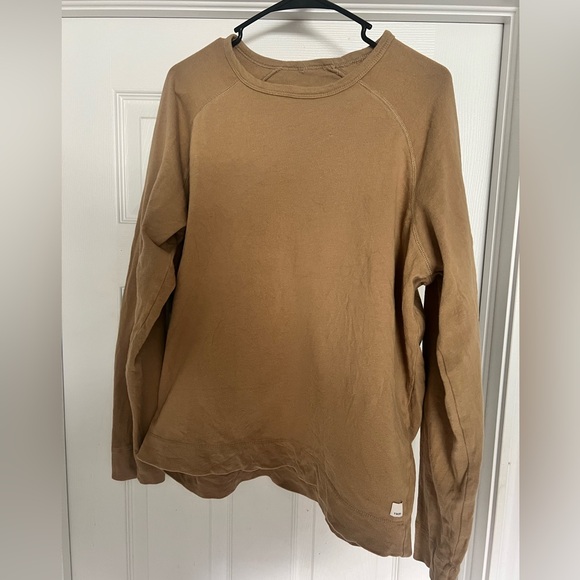 Vuori Other - Vuori Men's Tan Crew Neck M/L